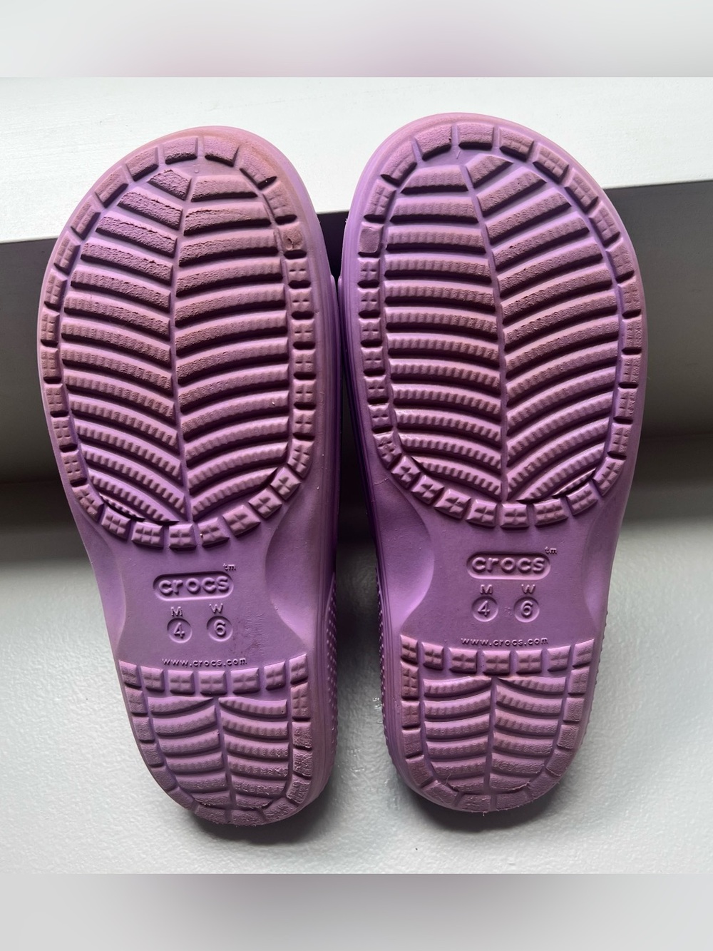 Crocs Women’s Classic Slide - Lavender Purple - Picture 6 of 7